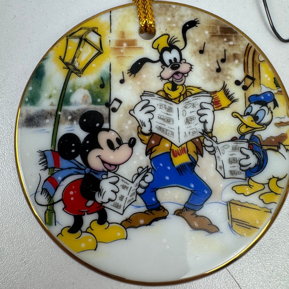 Vtg 1992 Disney Christmas Ornament Mickey Goofy Donald Japan Caroling